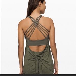 Lululemon Tied in Energy 2-in-1 Tank Top Built Bra